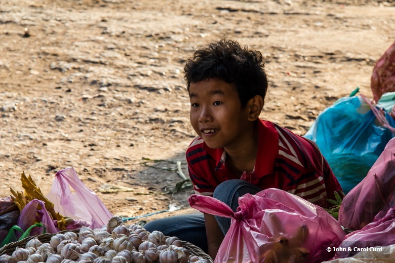 _MG_4814 Garlic seller.JPG